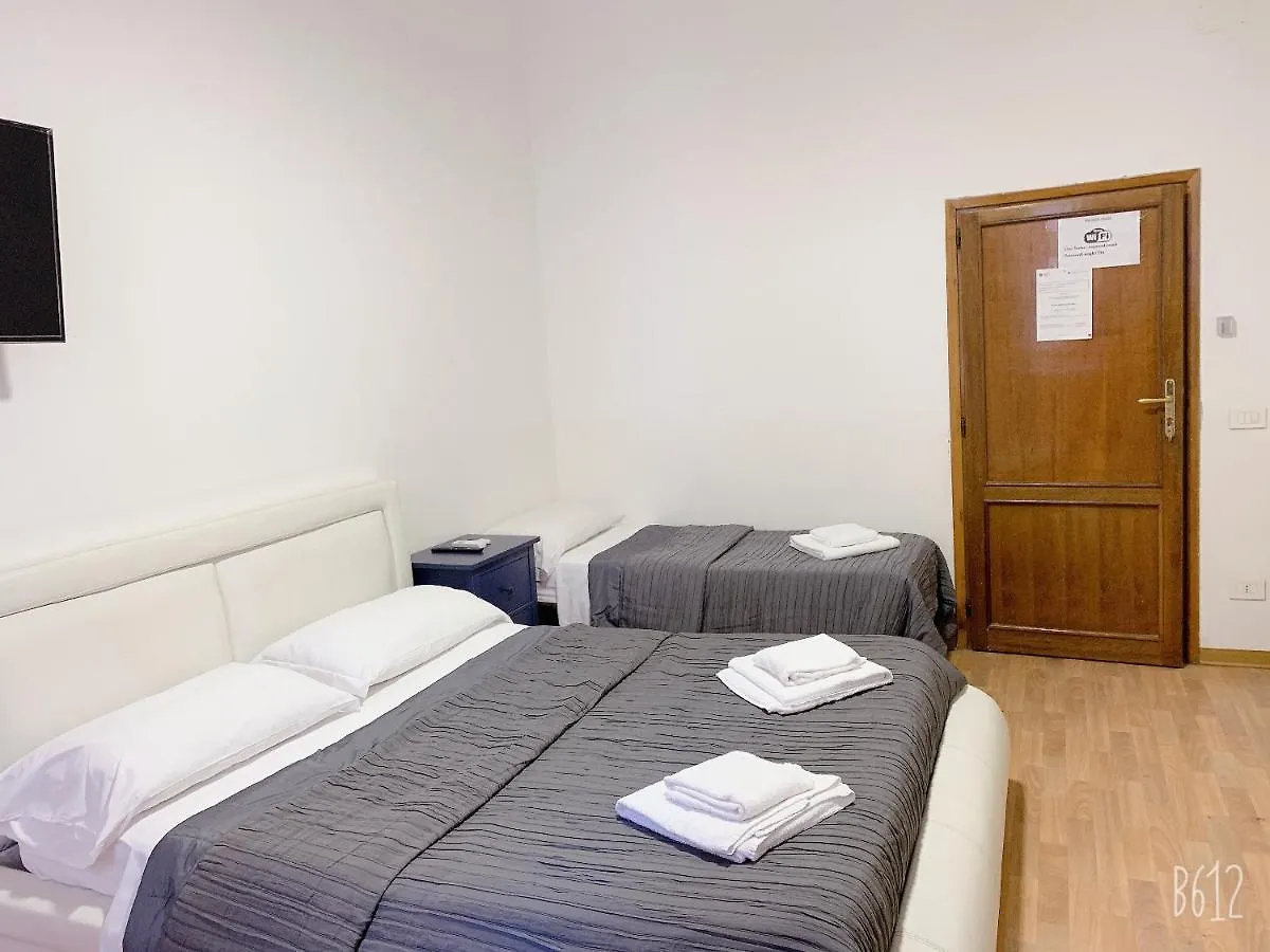 Rm Guest House Rom